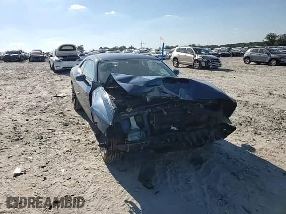 2021 Dodge Challenger R/T with VIN 2C3CDZBT4MH571347, listed as a Copart auction lot 86241135 with 76,060 mi miles and Salvage title. Bid and sale history available at DreamBid. Image 14.