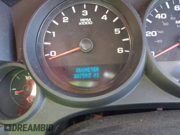 ✅ 2012 Chevrolet Silverado 1500 Work Truck • VIN: 1GCNCPEX4CZ106138 • Lot: 42618201. Listed on IAAI with 307,583 mi. Free auction sales archive from the USA and detailed vehicle history report at DreamBid. Image 7.