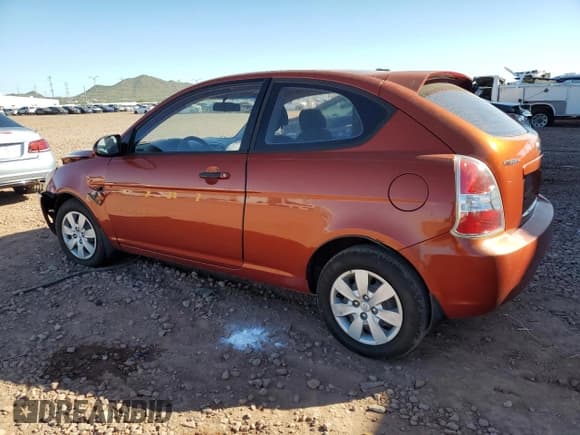 ✅ 2009 Hyundai Accent Auto GS • VIN: KMHCM36C19U124090 • Lot: 87310885. Wystawiony na Copart z przebiegiem 187 576 mil. Bezpłatny archiwum sprzedaży aukcyjnych z USA i szczegółowy raport historii pojazdu na DreamBid. Zdjęcie 2.