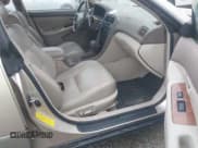 ✅ 1999 Lexus ES 300 • VIN: JT8BF28G2X0211259 • Lot: 43394611. Wystawiony na IAAI z przebiegiem 126 148 mil. Bezpłatny archiwum sprzedaży aukcyjnych z USA i szczegółowy raport historii pojazdu na DreamBid. Zdjęcie 5.