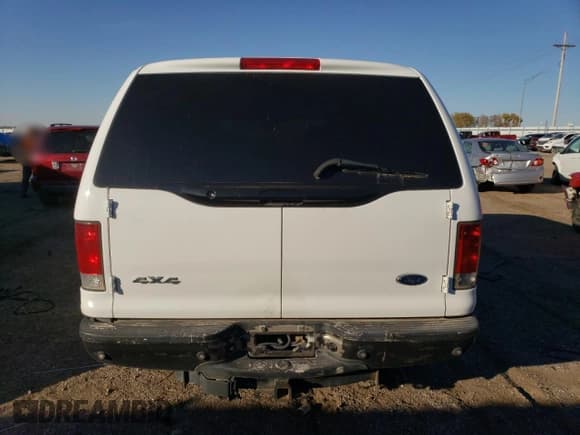 ✅ 2004 Ford Excursion Eddie Bauer • VIN: 1FMSU45P64EC12030 • Lot: 77873994. Wystawiony na Copart z przebiegiem 186 835 mil. Bezpłatny archiwum sprzedaży aukcyjnych z USA i szczegółowy raport historii pojazdu na DreamBid. Zdjęcie 6.