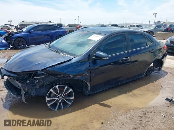 ✅ 2018 Toyota Corolla SE • VIN: 5YFBURHE3JP761470 • Lot: 42902089. Listed on IAAI with Not provided. Free auction sales archive from the USA and detailed vehicle history report at DreamBid. Image 19.