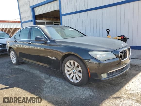 ✅ 2009 BMW 7 Series 750i • VIN: WBAKA83529CY34808 • Lot: 58170775. Listed on Copart with 165,710 mi. Free auction sales archive from the USA and detailed vehicle history report at DreamBid. Image 4.