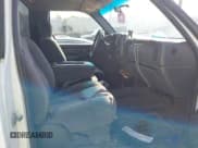 ✅ 2007 Chevrolet Silverado 2500HD Work Truck • VIN: 1GCHC24U07E139478 • Lot: 42066015. Wystawiony na IAAI z przebiegiem Nie podano. Bezpłatny archiwum sprzedaży aukcyjnych z USA i szczegółowy raport historii pojazdu na DreamBid. Zdjęcie 8.