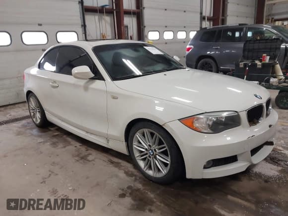 ✅ 2013 BMW 1 Series 128i • VIN: WBAUP9C55DVS95644 • Lot: 41721332. Listed on IAAI with Not provided. Free auction sales archive from the USA and detailed vehicle history report at DreamBid. Image 1.