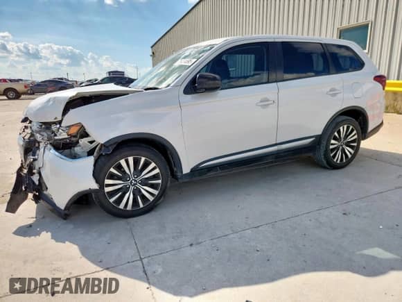 2020 Mitsubishi Outlander ES с VIN JA4AD2A34LZ003801, выставлен на аукционе Copart как лот 71424695 с пробегом 39 334 миль миль и Списание • Salvage title. История ставок и продаж доступна на DreamBid. Изображение 1.