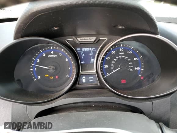 2013 Hyundai Veloster Turbo z VIN KMHTC6AE1DU126220, wystawiony jako Copart lot #71816384 z przebiegiem 128 943 mil mil oraz Szkoda całkowita • Salvage title. Historia ofert i sprzedaży dostępna na DreamBid. Obrazek 9.