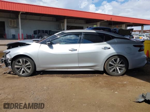 ✅ 2023 Nissan Maxima SV • VIN: 1N4AA6CV6PC510024 • Лот: 43250239. Опубликован ранее на IAAI с пробегом 26 876 миль. Бесплатный доступ к архиву аукционных продаж из США и подробный отчёт об истории автомобиля на DreamBid. Изображение 15.