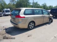 ✅ 2013 Toyota Sienna L • VIN: 5TDZK3DC3DS321573 • Lot: 42948394. Listed on IAAI with 98,780 mi. Free auction sales archive from the USA and detailed vehicle history report at DreamBid. Image 4.