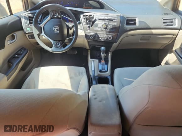 ✅ 2013 Honda Civic LX • VIN: 2HGFB2F54DH506128 • Lot: 70648675. Wystawiony na Copart z przebiegiem 189 449 mil. Bezpłatny archiwum sprzedaży aukcyjnych z USA i szczegółowy raport historii pojazdu na DreamBid. Zdjęcie 8.