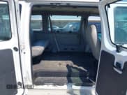 ✅ 2002 Ford Econoline Passenger XL • VIN: 1FBSS31LX2HA87024 • Лот: 42039916. Опубликован ранее на IAAI с пробегом 137 654 миль. Бесплатный доступ к архиву аукционных продаж из США и подробный отчёт об истории автомобиля на DreamBid. Изображение 8.