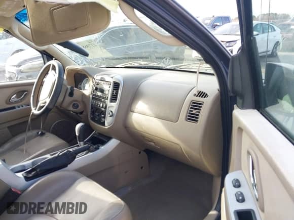 2006 Mercury Mariner Luxury с VIN 4M2CU57186DJ07953, выставлен на аукционе IAAI как лот 41756840 с пробегом 163 988 миль миль и . История ставок и продаж доступна на DreamBid. Изображение 5.