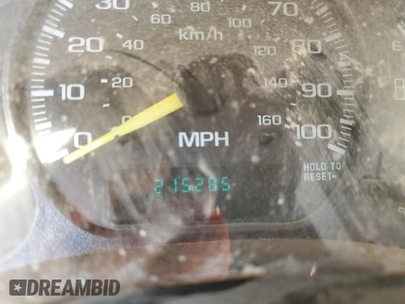 ✅ 2001 Chevrolet Silverado 1500 • VIN: 1GCEC14W81Z109983 • Лот: 71673404. Опубликован ранее на Copart с пробегом 215 285 миль. Бесплатный доступ к архиву аукционных продаж из США и подробный отчёт об истории автомобиля на DreamBid. Изображение 9.