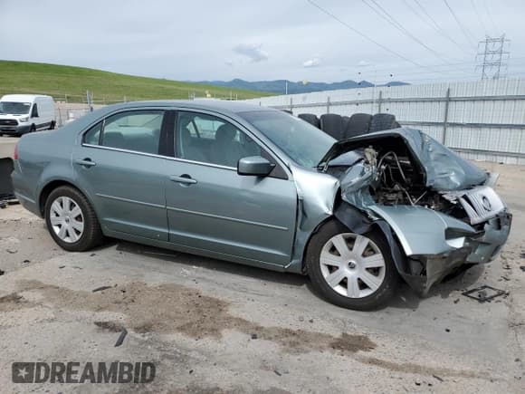 ✅ 2006 Mercury Milan • VIN: 3MEHM07Z66R650180 • Лот: 58593345. Опубликован ранее на Copart с пробегом 48 160 миль. Бесплатный доступ к архиву аукционных продаж из США и подробный отчёт об истории автомобиля на DreamBid. Изображение 4.