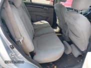 ✅ 2008 Hyundai Santa Fe SE • VIN: 5NMSH13E28H221819 • Lot: 43032250. Wystawiony na IAAI z przebiegiem 187 237 mil. Bezpłatny archiwum sprzedaży aukcyjnych z USA i szczegółowy raport historii pojazdu na DreamBid. Zdjęcie 8.