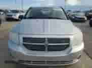 2012 Dodge Caliber SXT z VIN 1C3CDWDA5CD533597, wystawiony jako Copart lot #73834484 z przebiegiem 94 908 mil mil oraz Szkoda całkowita • Salvage title. Historia ofert i sprzedaży dostępna na DreamBid. Obrazek 5.