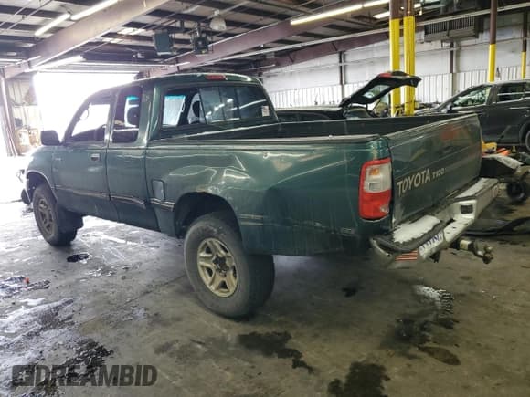 ✅ 1997 Toyota T100 SR5 • VIN: JT4UN24D4V0041363 • Лот: 45896305. Опубликован ранее на Copart с пробегом 338 486 миль. Бесплатный доступ к архиву аукционных продаж из США и подробный отчёт об истории автомобиля на DreamBid. Изображение 2.