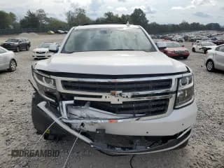 ✅ 2016 Chevrolet Suburban LTZ • VIN: 1GNSKJKC7GR201231 • Lot: 74569424. Wystawiony na Copart z przebiegiem 82 685 mil. Bezpłatny archiwum sprzedaży aukcyjnych z USA i szczegółowy raport historii pojazdu na DreamBid. Zdjęcie 5.