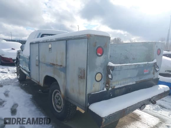 ✅ 1989 Chevrolet Silverado 2500 • VIN: 1GCFK24K7KE272580 • Лот: 43753641. Опубликован ранее на IAAI с пробегом 120 000 миль. Бесплатный доступ к архиву аукционных продаж из США и подробный отчёт об истории автомобиля на DreamBid. Изображение 3.