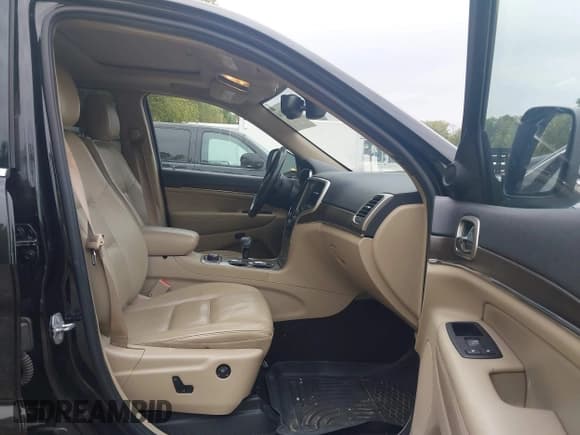 ✅ 2015 Jeep Grand Cherokee Limited • VIN: 1C4RJFBG9FC830985 • Lot: 43278241. Listed on IAAI with 154,948 mi. Free auction sales archive from the USA and detailed vehicle history report at DreamBid. Image 5.