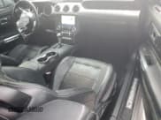 ✅ 2020 Ford Mustang EcoBoost Premium • VIN: 1FATP8UH4L5185660 • Lot: 91342955. Wystawiony na Copart z przebiegiem 89 230 mil. Bezpłatny archiwum sprzedaży aukcyjnych z USA i szczegółowy raport historii pojazdu na DreamBid. Zdjęcie 8.