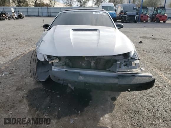 ✅ 2002 Ford Mustang Deluxe • VIN: 1FAFP44472F189827 • Lot: 92318115. Listed on Copart with 149,868 mi. Free auction sales archive from the USA and detailed vehicle history report at DreamBid. Image 5.