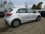 ✅ 2020 Kia Rio S • VIN: 3KPA25AD0LE306463 • Lot: 90092355. Wystawiony na Copart z przebiegiem 140 513 mil. Bezpłatny archiwum sprzedaży aukcyjnych z USA i szczegółowy raport historii pojazdu na DreamBid. Zdjęcie 3.
