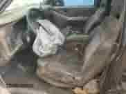 1997 Chevrolet Blazer LS с VIN 1GNCS13W3V2197732, выставлен на аукционе Copart как лот 56792025 с пробегом 203 968 миль миль и На запчасти • Non repairable. История ставок и продаж доступна на DreamBid. Изображение 7.