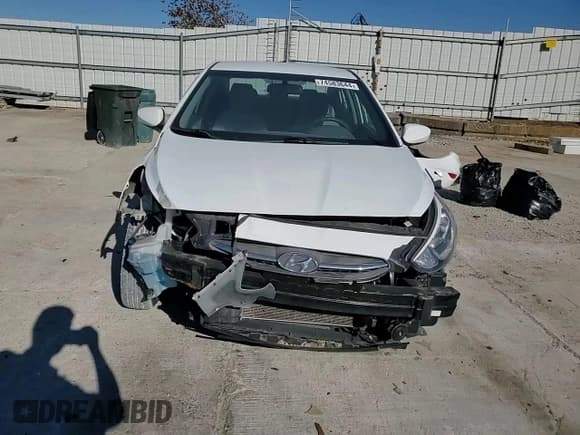 ✅ 2016 Hyundai Accent SE • VIN: KMHCT4AE4GU126849 • Лот: 74583644. Опубликован ранее на Copart с пробегом 90 841 миль. Бесплатный доступ к архиву аукционных продаж из США и подробный отчёт об истории автомобиля на DreamBid. Изображение 11.