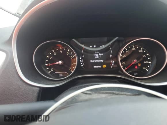 2020 Jeep Compass Altitude с VIN 3C4NJDBB8LT251770, выставлен на аукционе Copart как лот 68933835 с пробегом 88 937 миль миль и Списание • Salvage title. История ставок и продаж доступна на DreamBid. Изображение 9.