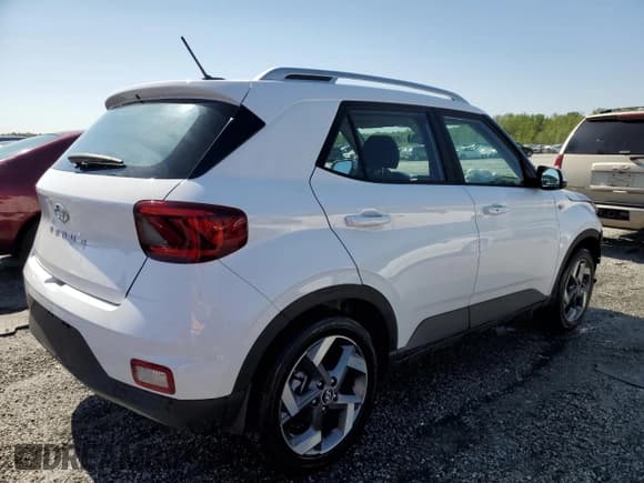 ✅ 2024 Hyundai Venue SEL • VIN: KMHRC8A38RU328905 • Lot: 51745915. Listed on Copart with 11,957 mi. Free auction sales archive from the USA and detailed vehicle history report at DreamBid. Image 3.