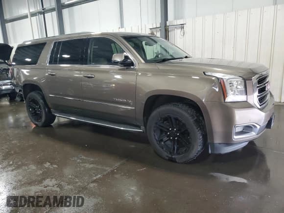 ✅ 2016 GMC Yukon XL SLE • VIN: 1GKS2FKC7GR268454 • Lot: 59978965. Listed on Copart with 242,994 mi. Free auction sales archive from the USA and detailed vehicle history report at DreamBid. Image 4.