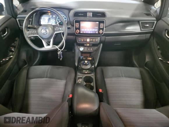 ✅ 2020 Nissan LEAF SV • VIN: 1N4AZ1CP1LC306691 • Lot: 84035065. Listed on Copart with 29,402 mi. Free auction sales archive from the USA and detailed vehicle history report at DreamBid. Image 8.