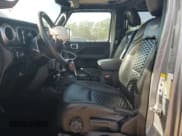 ✅ 2019 Jeep Wrangler Unlimited Sahara • VIN: 1C4HJXEN3KW550029 • Лот: 81956695. Опубликован ранее на Copart с пробегом 61 851 миль. Бесплатный доступ к архиву аукционных продаж из США и подробный отчёт об истории автомобиля на DreamBid. Изображение 7.