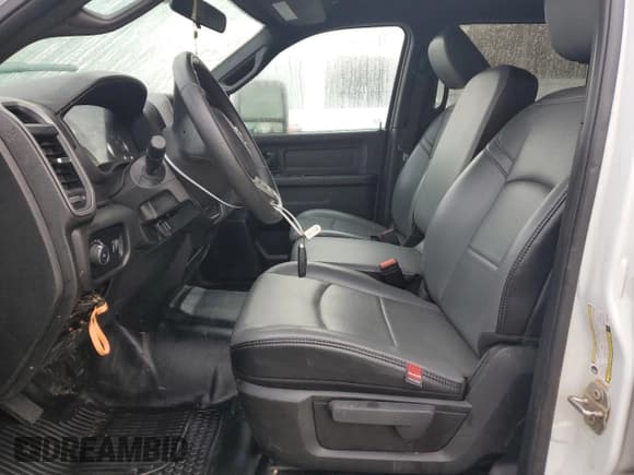 ✅ 2024 Ram 3500 Tradesman • VIN: 3C63R3GJ2RG242517 • Лот: 48263995. Опубликован ранее на Copart с пробегом Не указан. Бесплатный доступ к архиву аукционных продаж из США и подробный отчёт об истории автомобиля на DreamBid. Изображение 7.