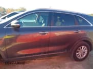 ✅ 2017 Kia Sorento LX • VIN: 5XYPG4A38HG212175 • Лот: 43785402. Опубликован ранее на IAAI с пробегом 81 374 миль. Бесплатный доступ к архиву аукционных продаж из США и подробный отчёт об истории автомобиля на DreamBid. Изображение 14.