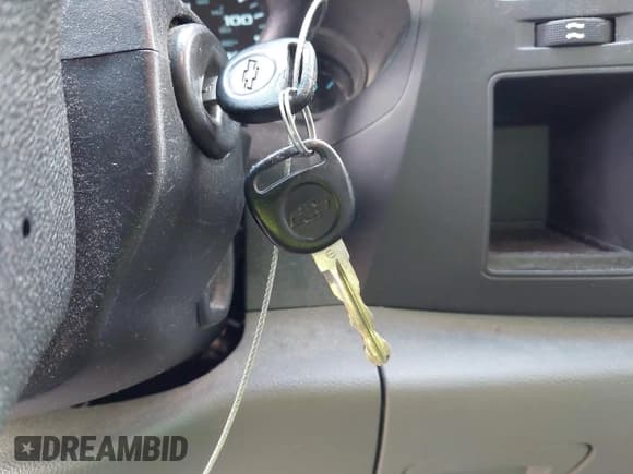 ✅ 2008 Chevrolet Silverado 1500 Work Truck • VIN: 1GCEC14X48Z328085 • Lot: 43686903. Listed on IAAI with 80,441 mi. Free auction sales archive from the USA and detailed vehicle history report at DreamBid. Image 11.