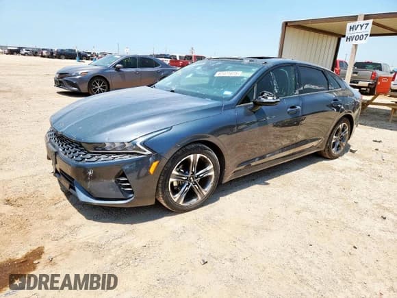 ✅ 2021 Kia K5 EX • VIN: 5XXG34J26MG008590 • Лот: 84569625. Опубликован ранее на Copart с пробегом 84 551 миль. Бесплатный доступ к архиву аукционных продаж из США и подробный отчёт об истории автомобиля на DreamBid. Изображение 1.