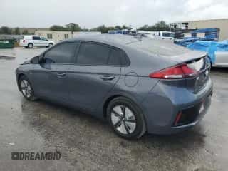 2018 Hyundai Ioniq Blue с VIN KMHC65LC8JU084525, выставлен на аукционе Copart как лот 79477674 с пробегом 76 375 миль миль и На запчасти • Non repairable. История ставок и продаж доступна на DreamBid. Изображение 2.