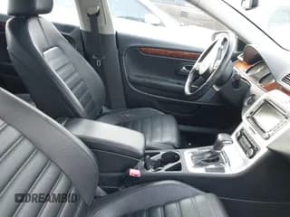 ✅ 2011 Volkswagen CC Lux • VIN: WVWHN7AN9BE733838 • Lot: 43831995. Wystawiony na IAAI z przebiegiem 175 370 mil. Bezpłatny archiwum sprzedaży aukcyjnych z USA i szczegółowy raport historii pojazdu na DreamBid. Zdjęcie 5.