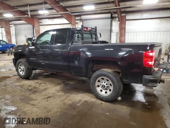 ✅ 2018 Chevrolet Silverado 2500HD Work Truck • VIN: 1GC2KUEGXJZ335523 • Лот: 93094635. Опубликован ранее на Copart с пробегом 145 232 миль. Бесплатный доступ к архиву аукционных продаж из США и подробный отчёт об истории автомобиля на DreamBid. Изображение 2.