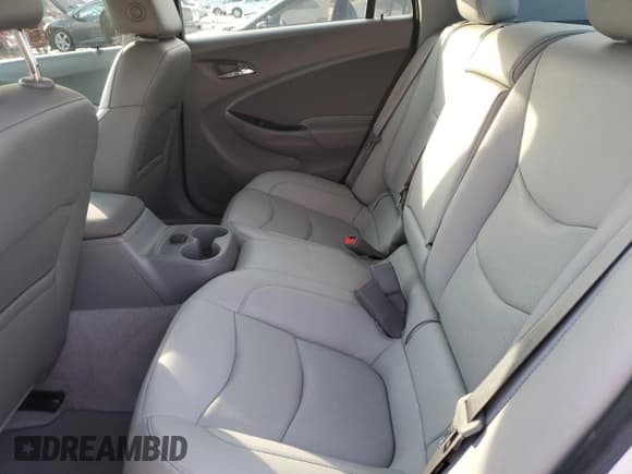 ✅ 2018 Chevrolet Volt LT • VIN: 1G1RA6S53JU155886 • Lot: 83875864. Wystawiony na Copart z przebiegiem 34 483 mil. Bezpłatny archiwum sprzedaży aukcyjnych z USA i szczegółowy raport historii pojazdu na DreamBid. Zdjęcie 10.