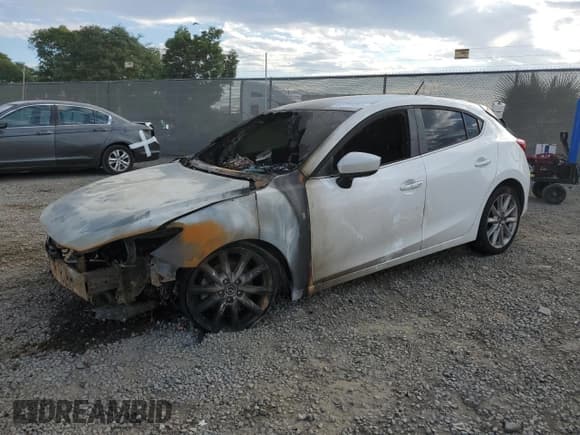 ✅ 2017 Mazda 3 Touring • VIN: 3MZBN1L72HM101104 • Lot: 87090025. Wystawiony na Copart z przebiegiem Nie podano. Bezpłatny archiwum sprzedaży aukcyjnych z USA i szczegółowy raport historii pojazdu na DreamBid. Zdjęcie 1.