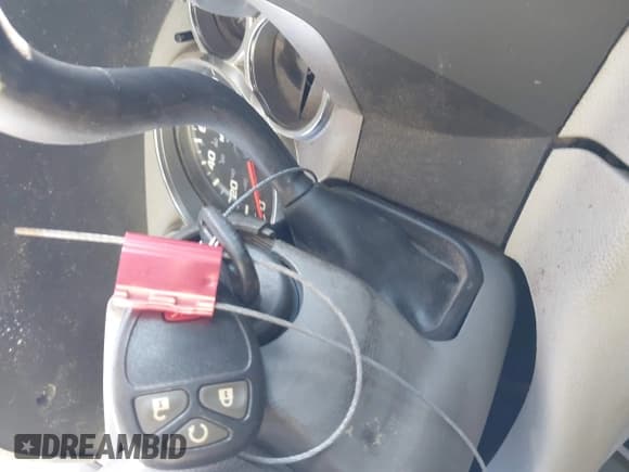 ✅ 2012 GMC Sierra 1500 SLE • VIN: 3GTP1VE05CG288020 • Лот: 43579103. Опубликован ранее на IAAI с пробегом 253 598 миль. Бесплатный доступ к архиву аукционных продаж из США и подробный отчёт об истории автомобиля на DreamBid. Изображение 11.