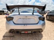 ✅ 2020 Toyota 86 • VIN: JF1ZNAA19L8754063 • Lot: 62195505. Wystawiony na Copart z przebiegiem 68 581 mil. Bezpłatny archiwum sprzedaży aukcyjnych z USA i szczegółowy raport historii pojazdu na DreamBid. Zdjęcie 6.