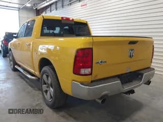 ✅ 2009 Dodge 1500 SLT • VIN: 1D3HB13T99S747517 • Lot: 42467090. Wystawiony na IAAI z przebiegiem 197 910 mil. Bezpłatny archiwum sprzedaży aukcyjnych z USA i szczegółowy raport historii pojazdu na DreamBid. Zdjęcie 3.