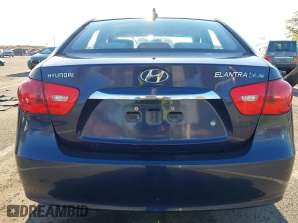 ✅ 2010 Hyundai Elantra SE • VIN: KMHDU4AD0AU980415 • Lot: 43457509. Listed on IAAI with 190,525 mi. Free auction sales archive from the USA and detailed vehicle history report at DreamBid. Image 16.