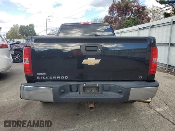 ✅ 2011 Chevrolet Silverado 1500 LT • VIN: 1GCRKSE36BZ343507 • Лот: 89533695. Опубликован ранее на Copart с пробегом 196 650 миль. Бесплатный доступ к архиву аукционных продаж из США и подробный отчёт об истории автомобиля на DreamBid. Изображение 6.
