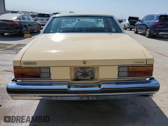 ✅ 1978 Buick LeSabre • VIN: 4P69Y8H607849 • Lot: 75324444. Wystawiony na Copart z przebiegiem 29 898 mil. Bezpłatny archiwum sprzedaży aukcyjnych z USA i szczegółowy raport historii pojazdu na DreamBid. Zdjęcie 6.