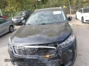 ✅ 2020 Kia Sorento LX • VIN: 5XYPG4A35LG682172 • Lot: 43468534. Wystawiony na IAAI z przebiegiem 78 916 mil. Bezpłatny archiwum sprzedaży aukcyjnych z USA i szczegółowy raport historii pojazdu na DreamBid. Zdjęcie 6.